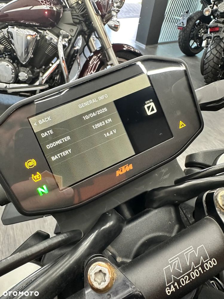 KTM Duke - 30