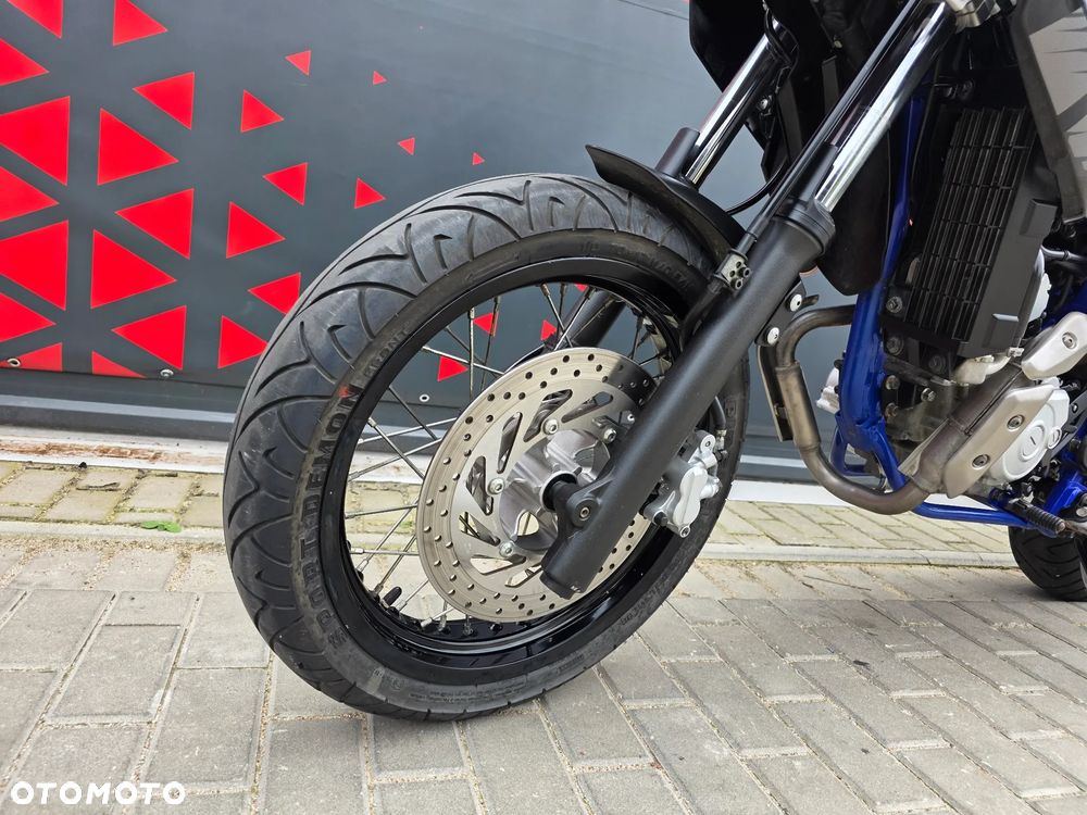 Yamaha WR - 12