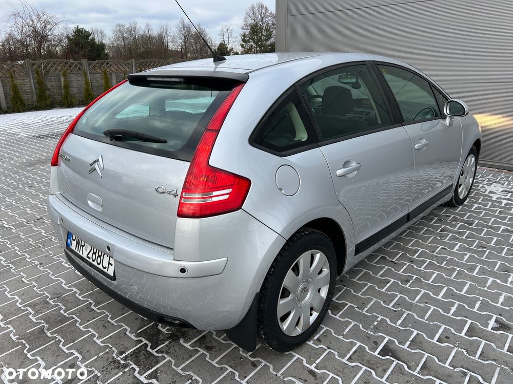 Citroën C4 1.6 16V SX - 11