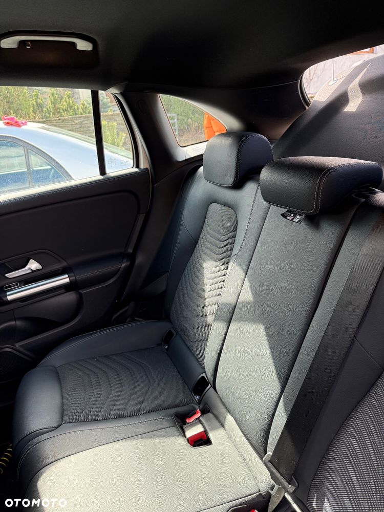 Mercedes-Benz GLA 200 Progressive - 8