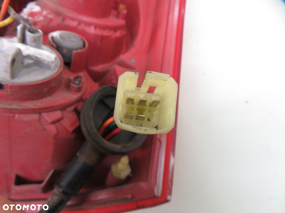 LAMPA LEWA TYLNA SUZUKI SWIFT IV MK6 - 3