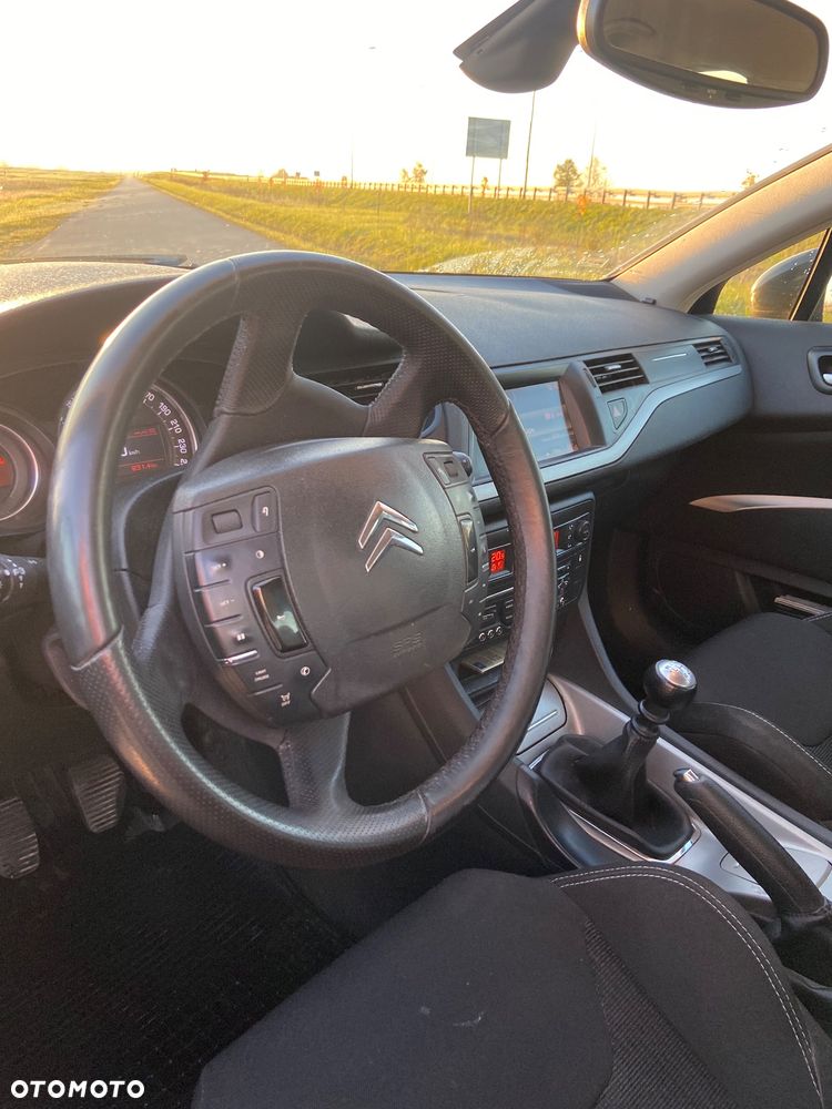 Citroën C5 2.0 HDi Confort - 16