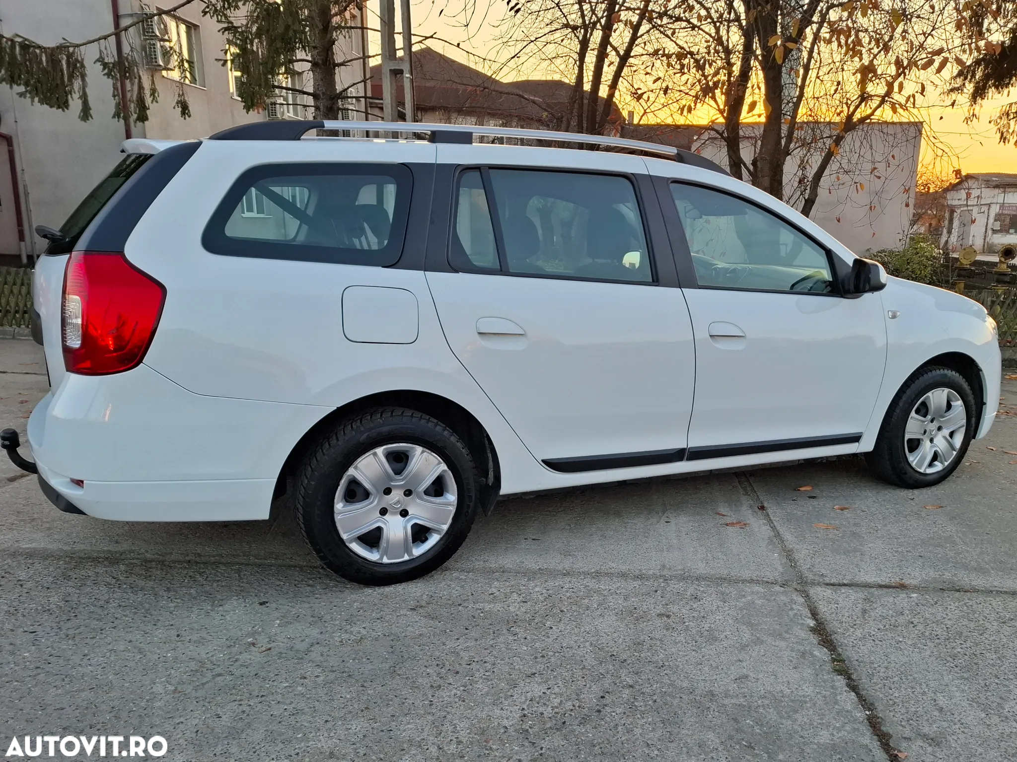 Dacia Logan MCV SCe 75 Laureate - 4