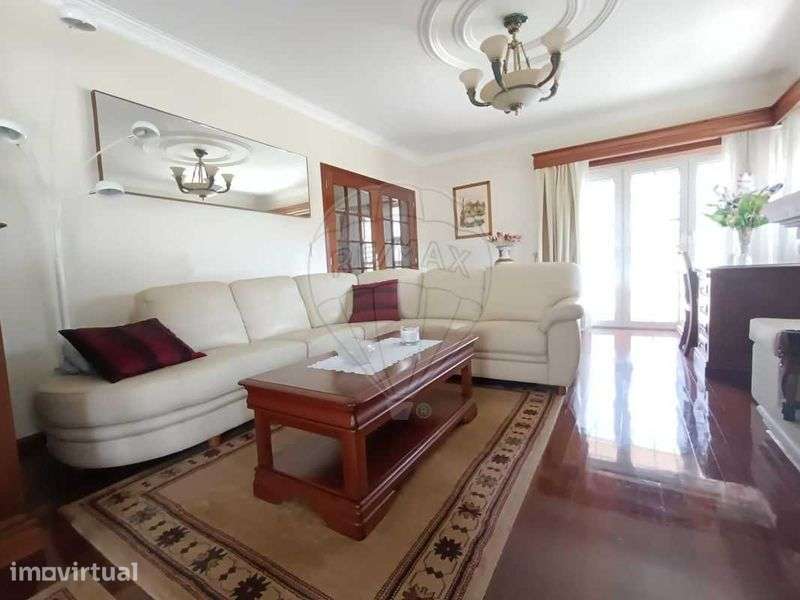 Moradia T5 à venda em Vila Verde e Barbudo, Vila Verde — foto 2