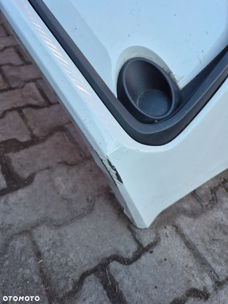 Toyota Corolla E21 zderzak przedni 53112 02D70 - 3