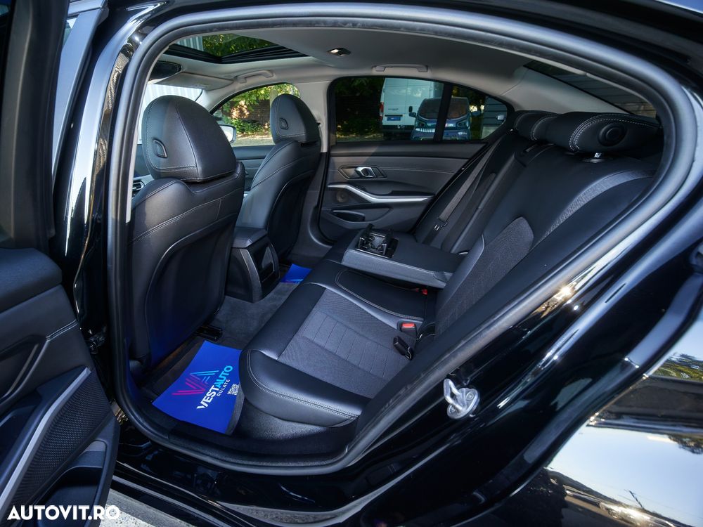 BMW Seria 3 320d AT MHEV - 34