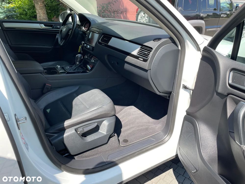 Volkswagen Touareg 3.0 V6 TDI Blue Motion DPF Automatik - 17