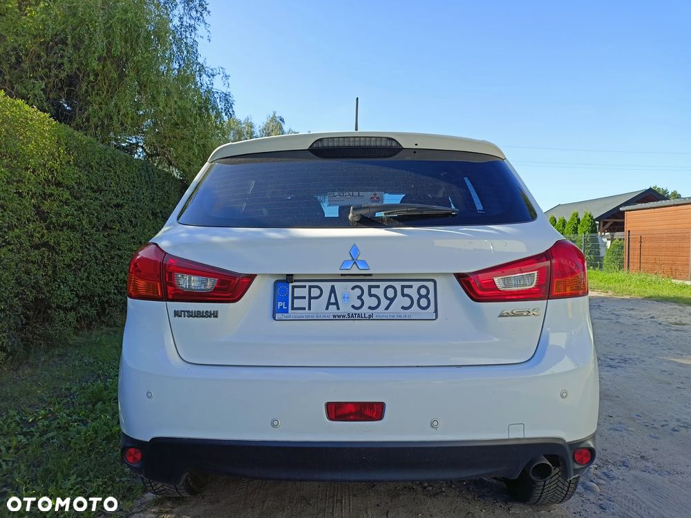 Mitsubishi ASX - 5