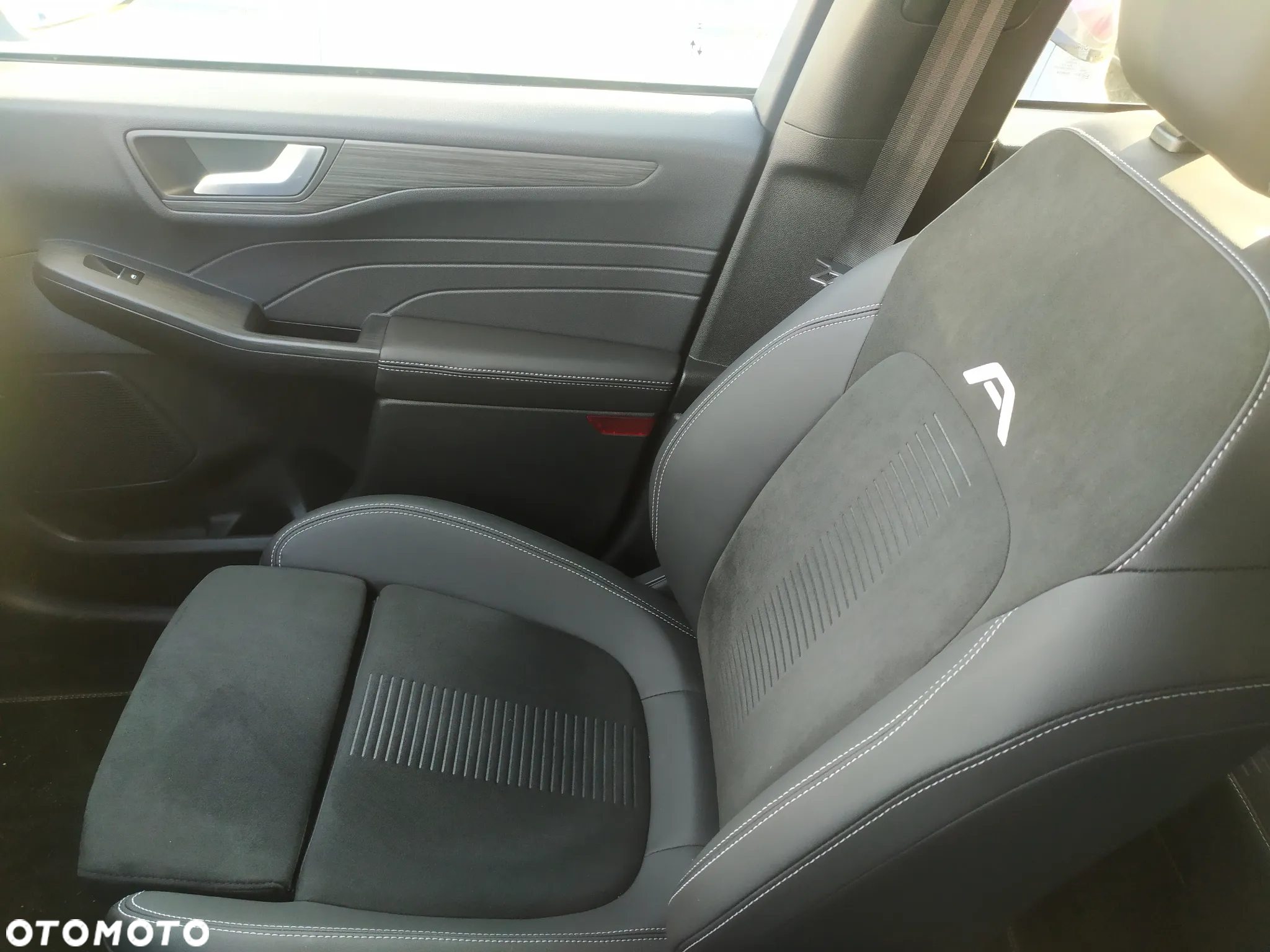 Ford Kuga 2.5 FHEV AWD Active X eCVT - 22