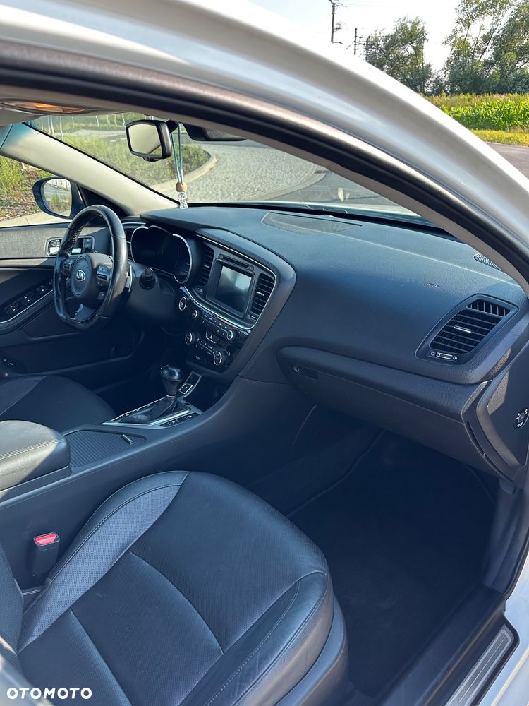 Kia Optima - 12