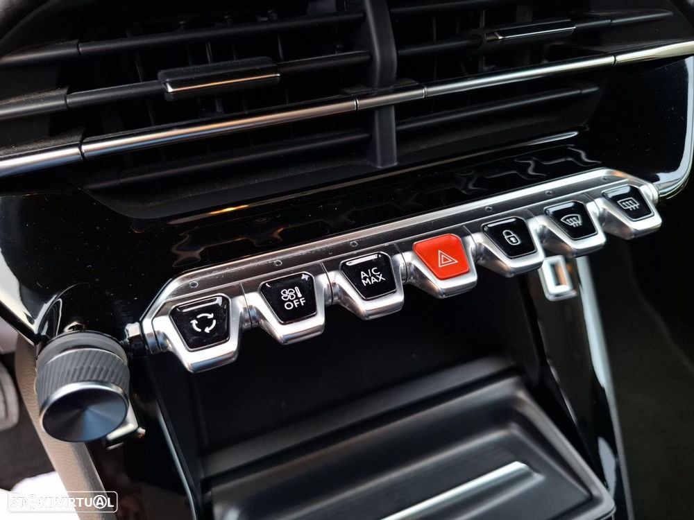Peugeot e-208 50 kWh Allure - 23