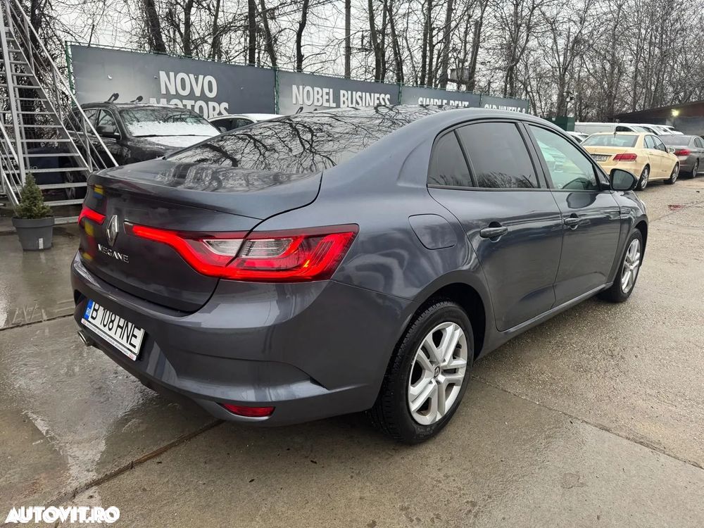 Renault Megane TCe 116 GPF Life - 5