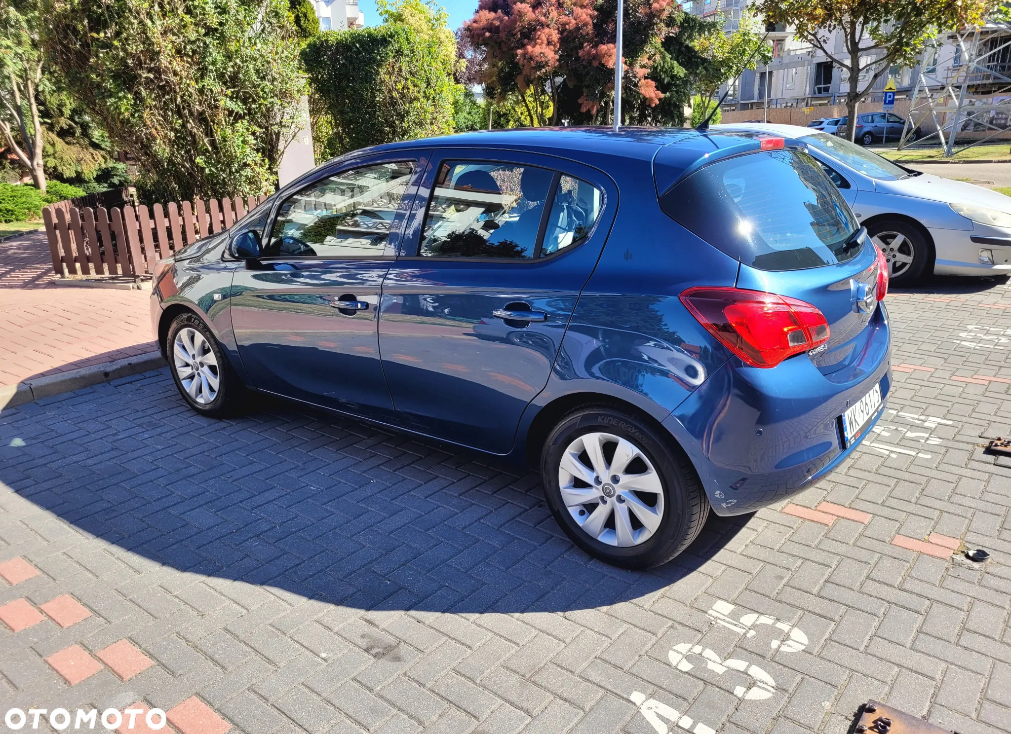 Opel Corsa 1.2 Cosmo - 2