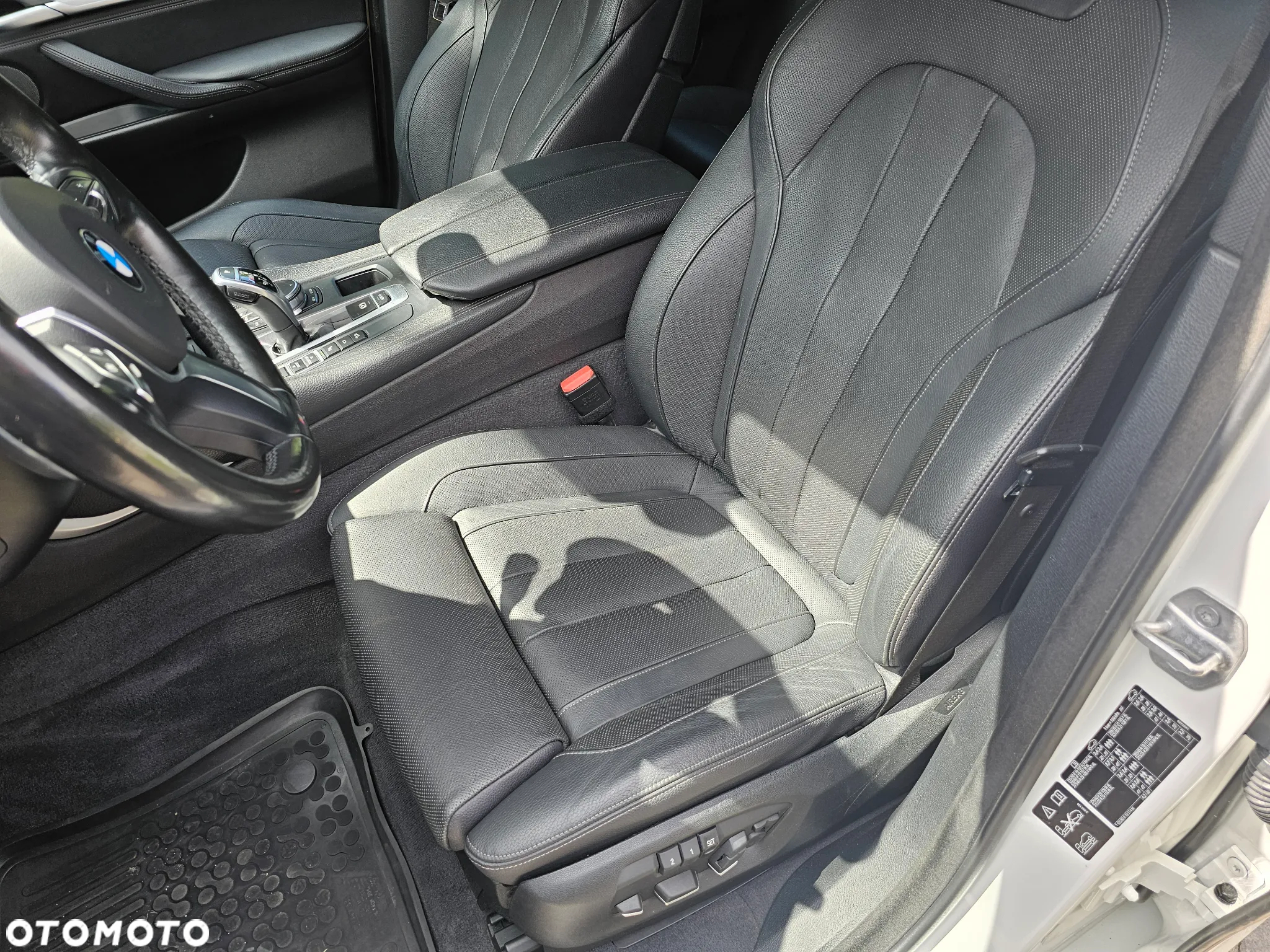 BMW X6 M50d - 25