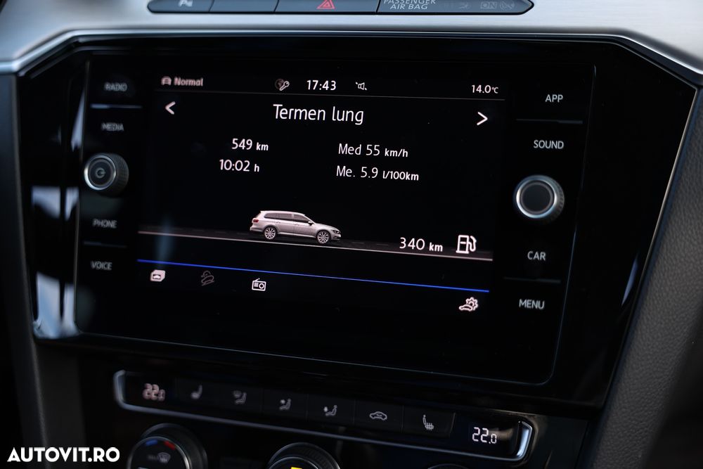 Volkswagen Passat - 34