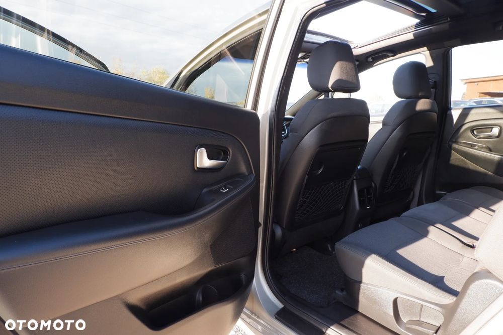 Kia Carens 1.7 CRDi XL 7os - 29