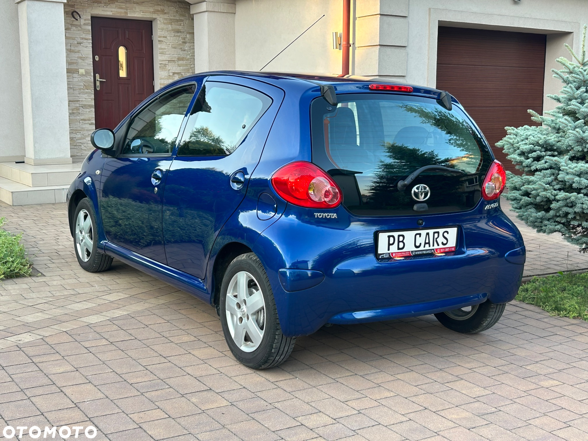 Toyota Aygo Blue - 8