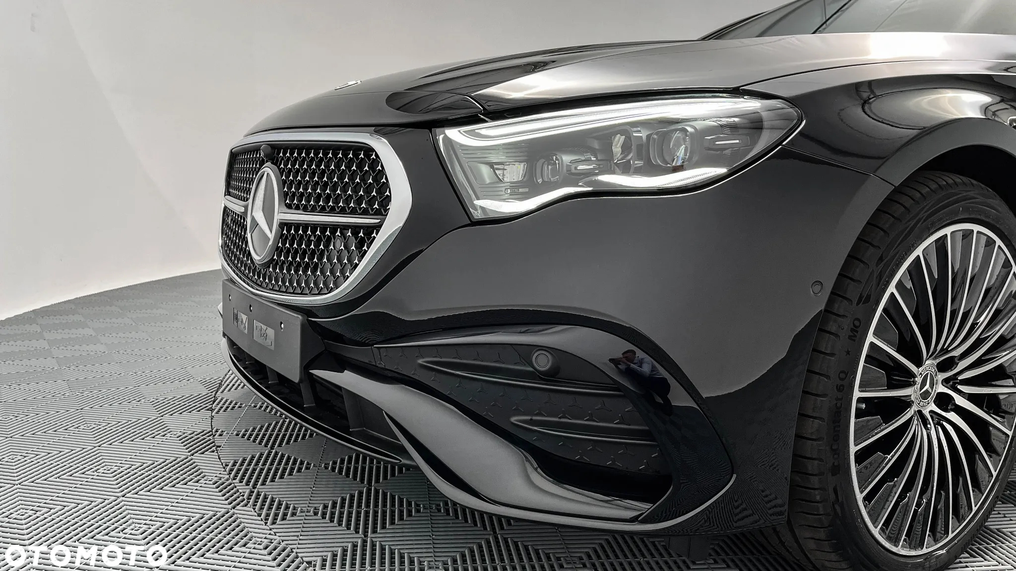 Mercedes-Benz Klasa E 220 d 4-Matic AMG - 8