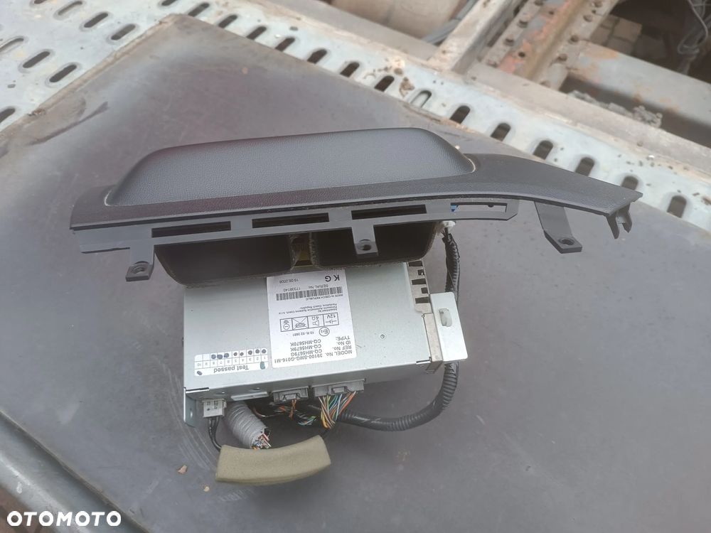 Honda Civic 8 VIII UFO radio fabryczne , sprawne , cena bez kratki nawiewu , 39100smgg016m1 - 4