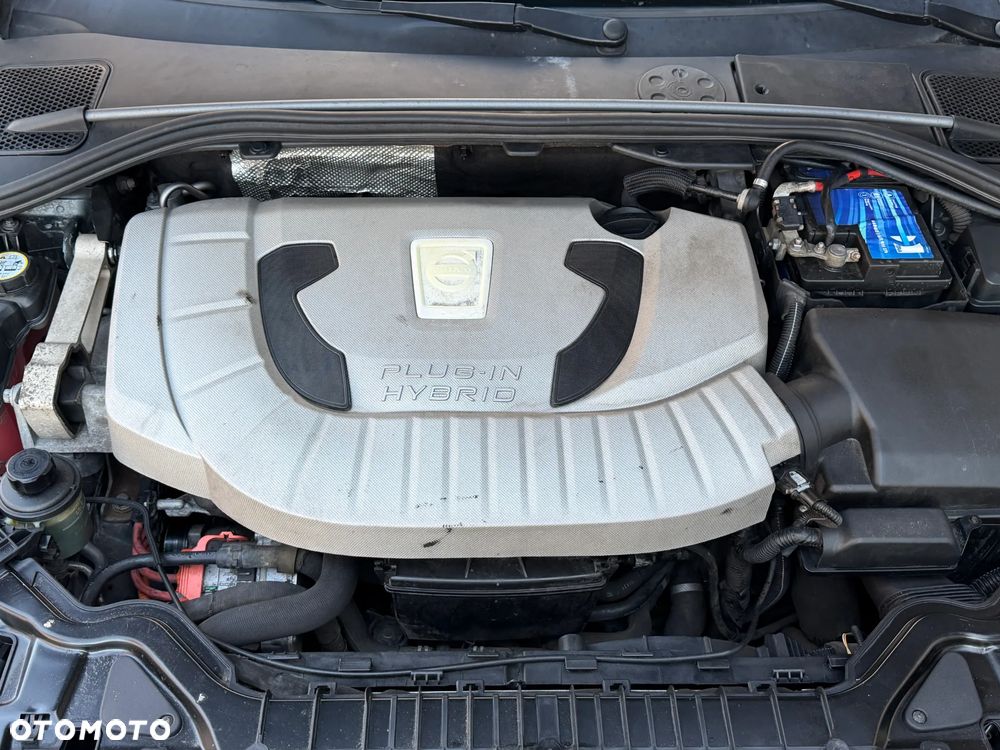 Volvo V60 D6 Plug-In-Hybrid AWD Geartronic Summum - 34