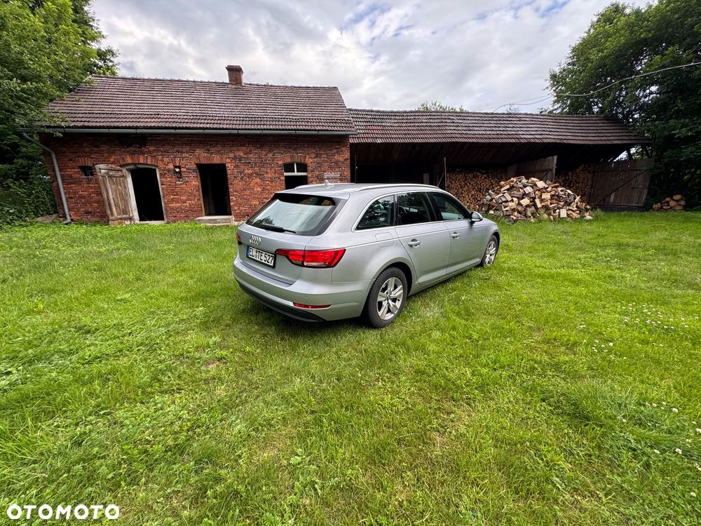 Audi A4 Avant 2.0 TDI DPF clean diesel Ambiente - 9