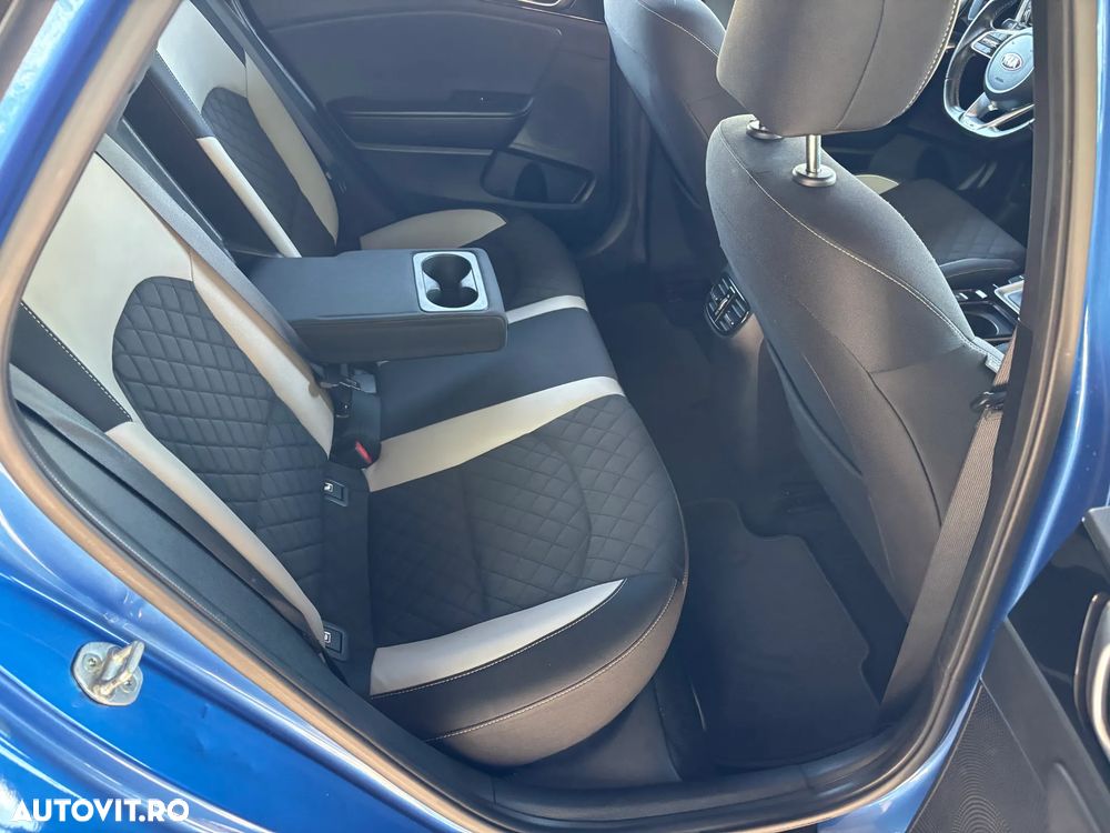 Kia Pro Ceed 1.5 T-GDI 7DCT GT Line - 37