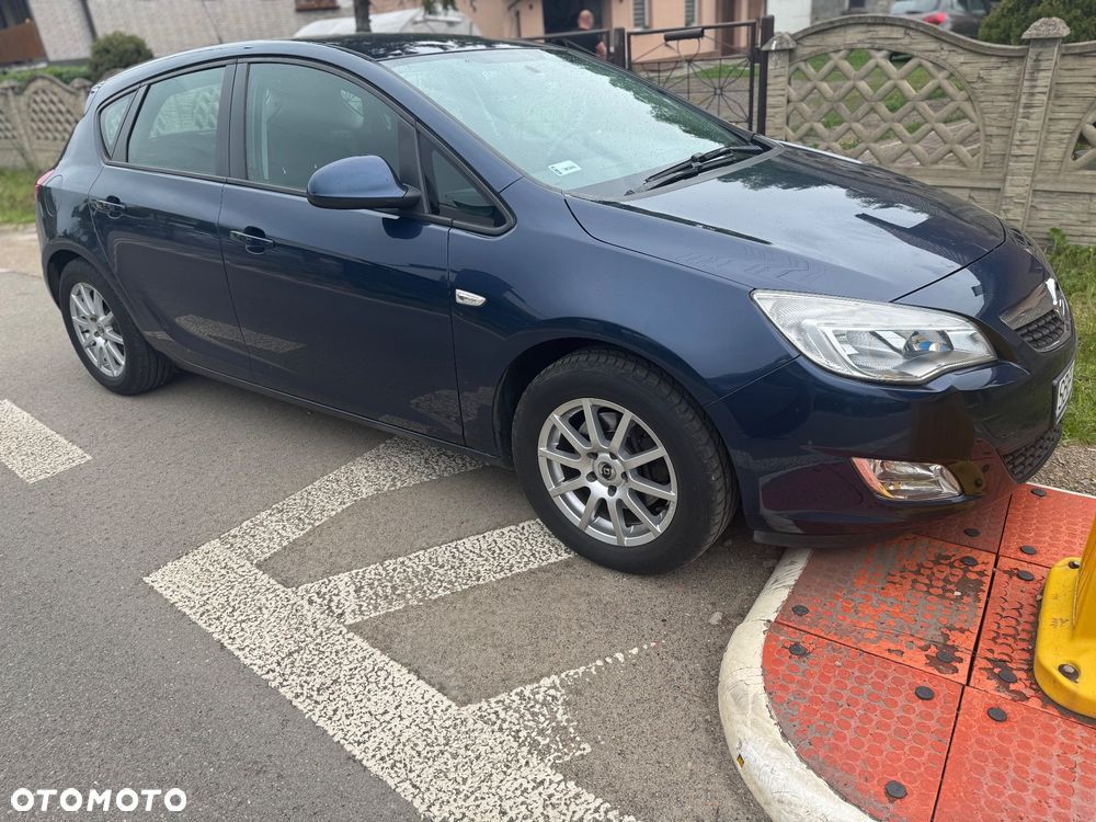 Opel Astra 1.7 CDTI - 4