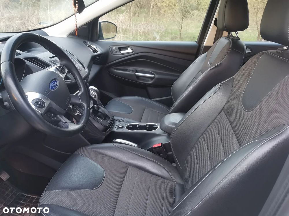 Ford Kuga 2.0 TDCi 4WD Titanium - 12