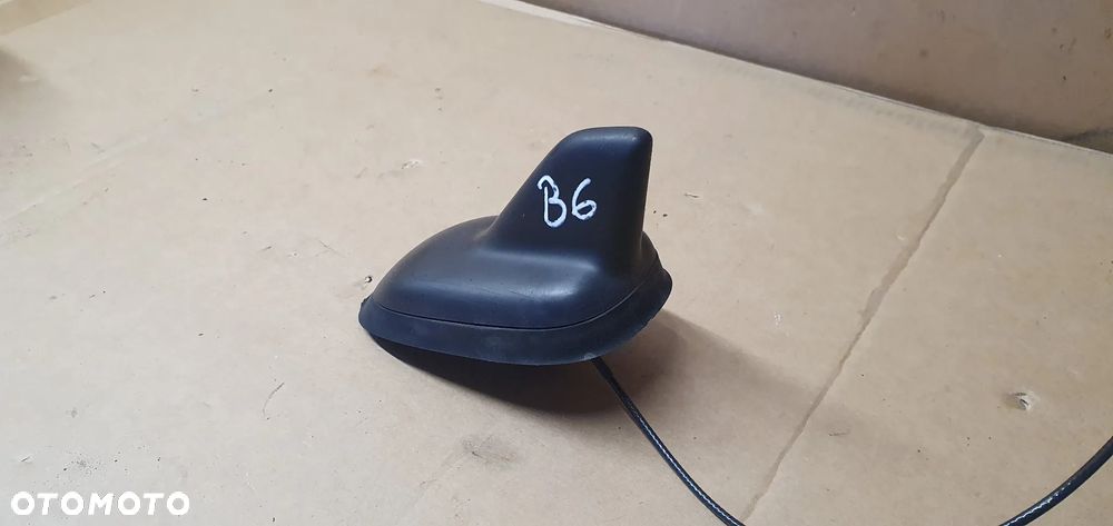 Antena dachowa radia rekin VW Passat B6 3C0035507 - 3
