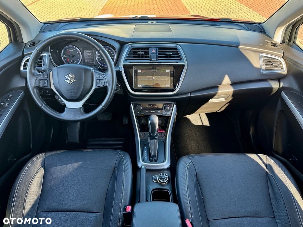 Suzuki SX4 S-Cross 1.4 T Premium 4WD - 6