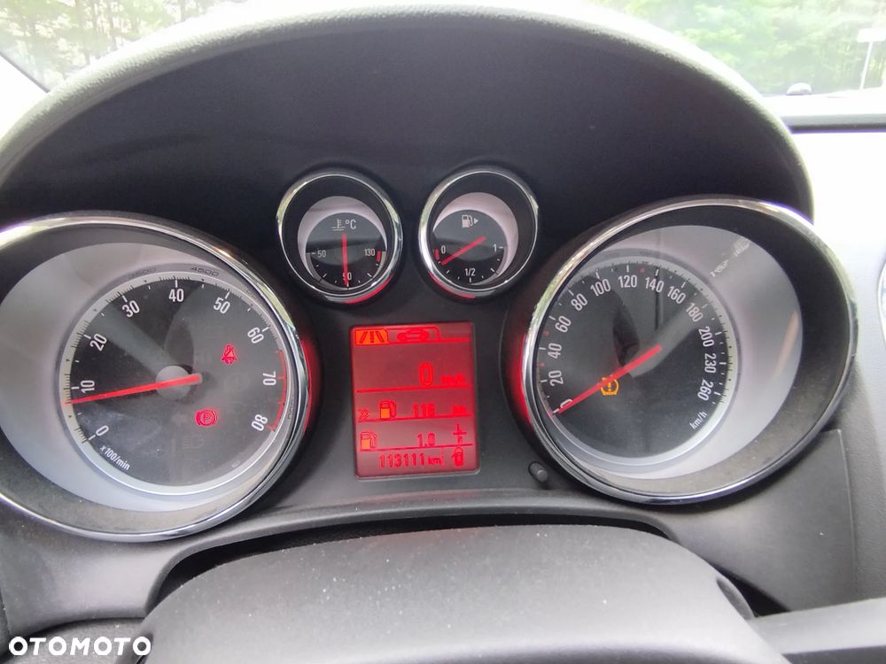 Opel Astra 1.4 T Sport - 12