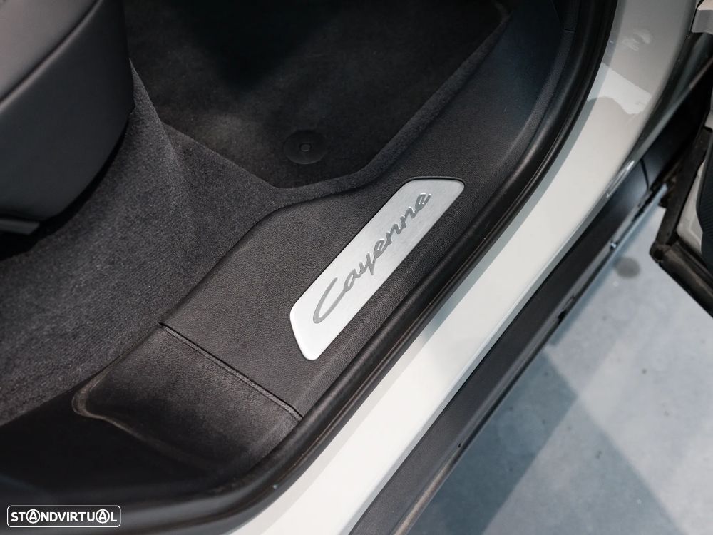 Porsche Cayenne E-Hybrid - 51