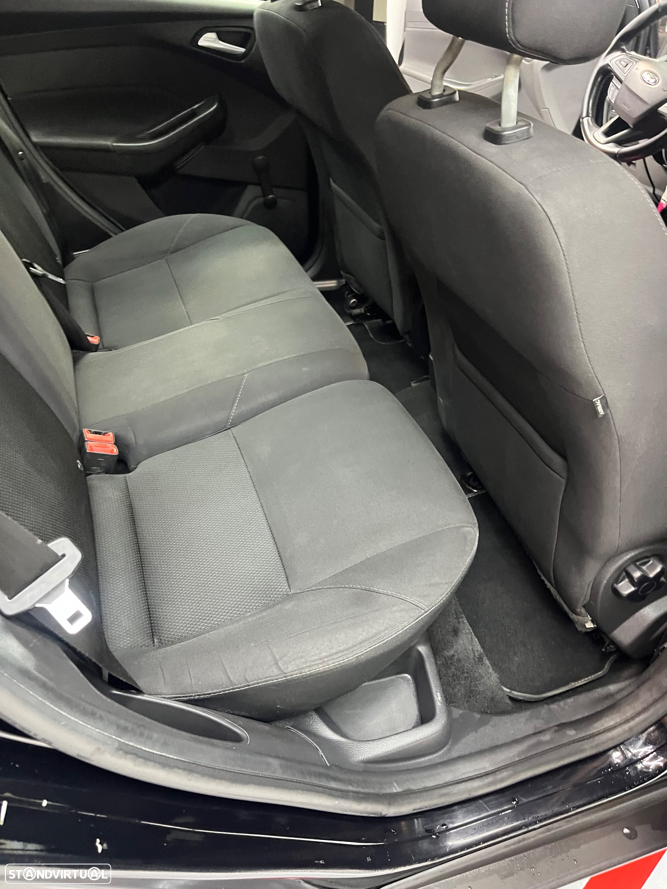 Ford Focus SW 1.5 TDCi Trend+ - 26