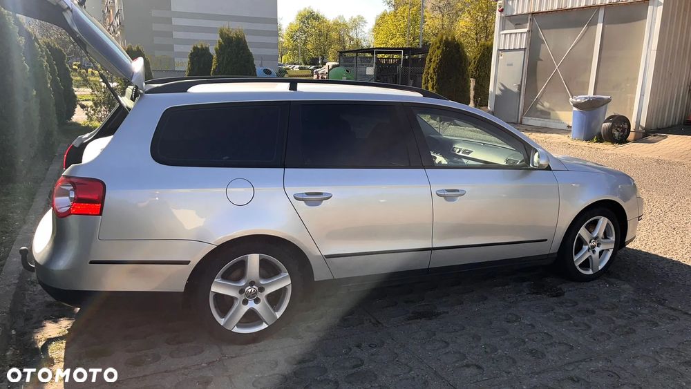 Volkswagen Passat 1.9 TDI Comfortline - 10