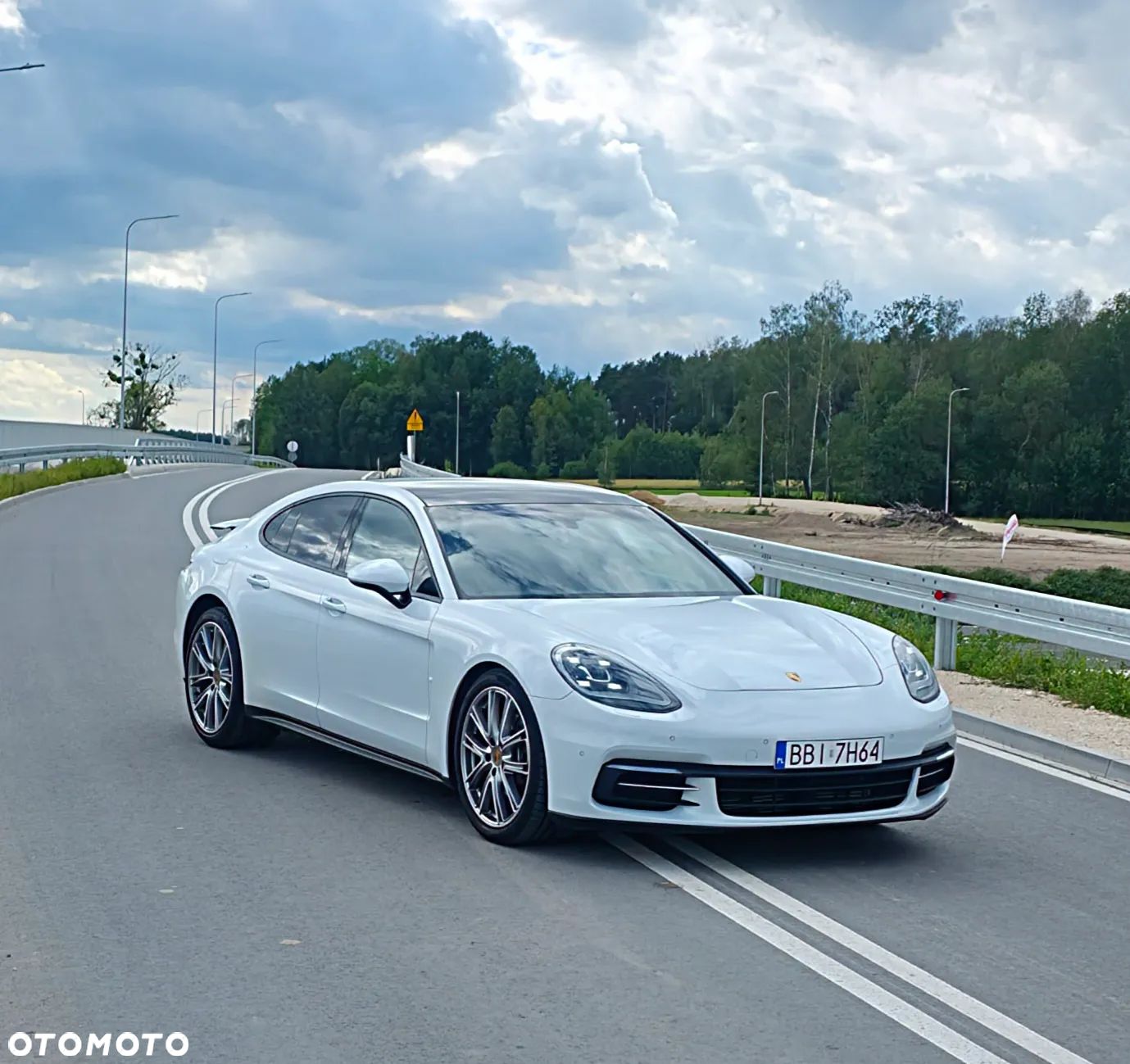 Porsche Panamera 4 Executive - 1