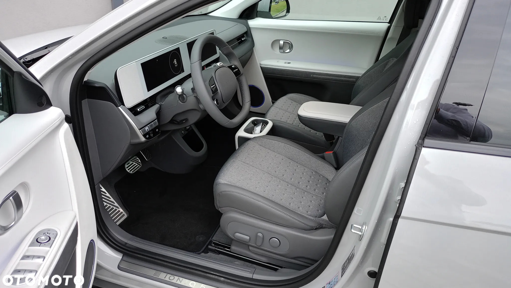 Hyundai IONIQ 5 - 16