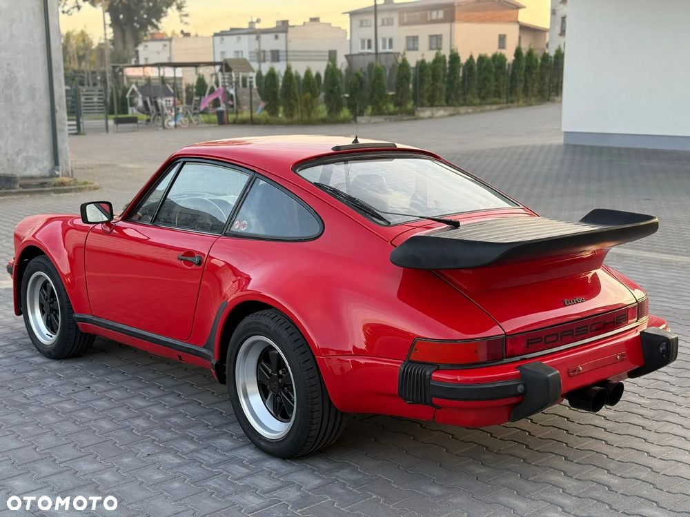 Porsche 911 - 10