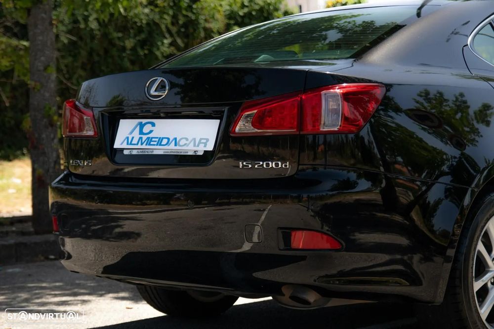 Lexus IS 200 d P.Executive 6G - 35