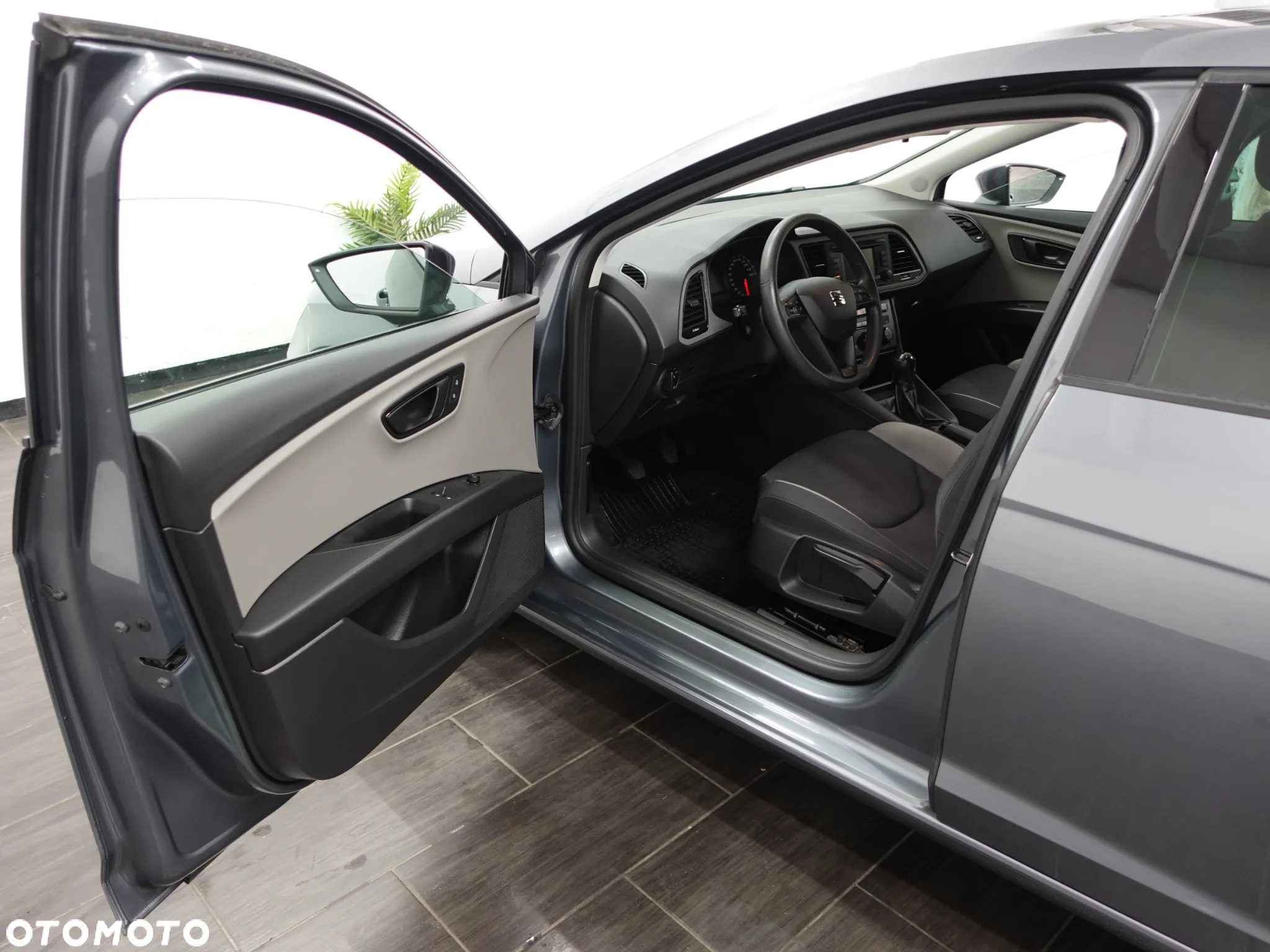 Seat Leon 1.6 TDI DPF E-Ecomotive Reference - 19