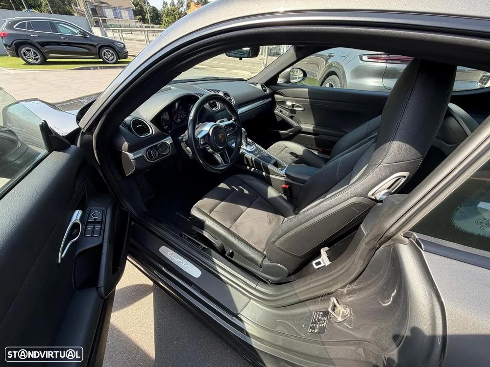 Porsche 718 Cayman 2.0 T PDK - 11