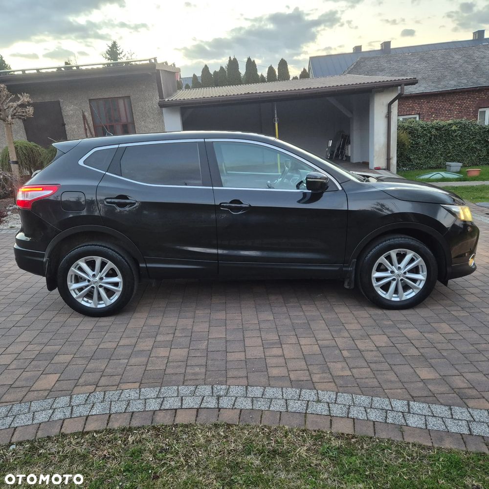 Nissan Qashqai 1.6 dCi 4 x 4 DPF Start/Stop tekna - 4