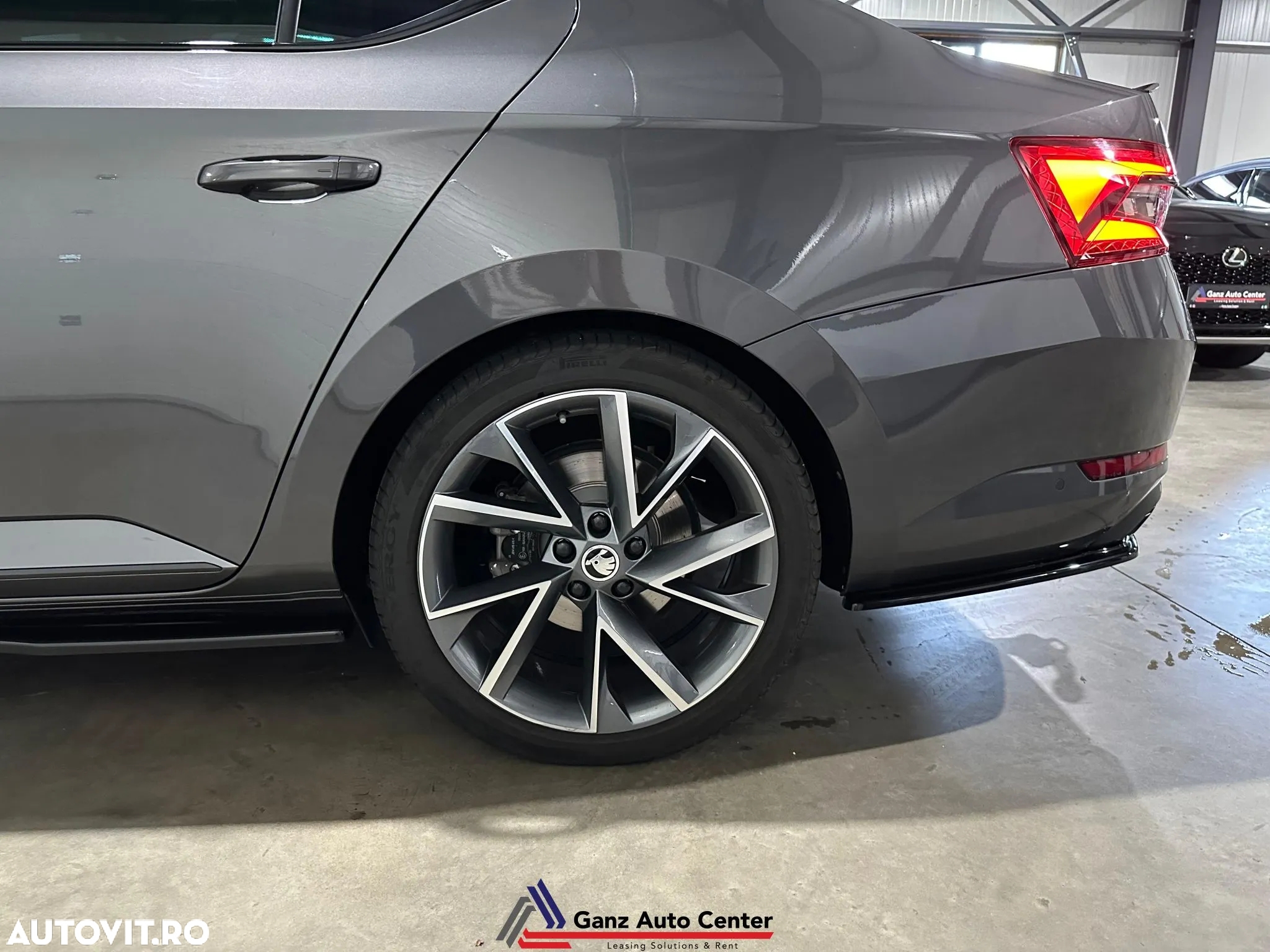 Skoda Superb 2.0 TDI 4X4 DSG Laurin & Klement - 28
