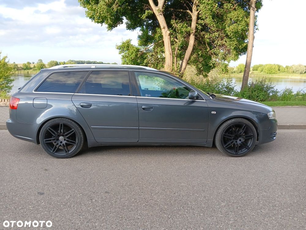 Audi A4 Avant - 4