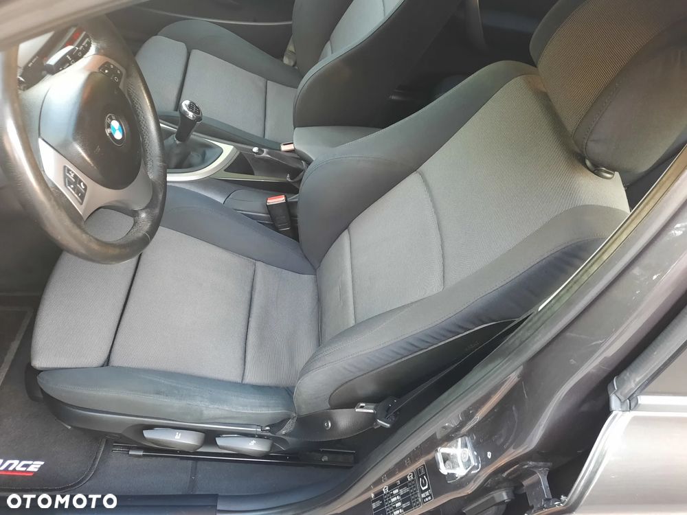 BMW Seria 1 - 13