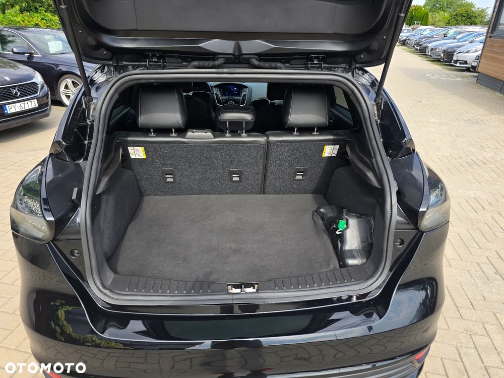 Ford Focus - 19