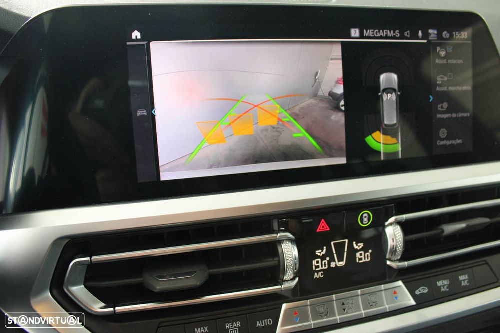 BMW 330 e Pack M Auto - 12