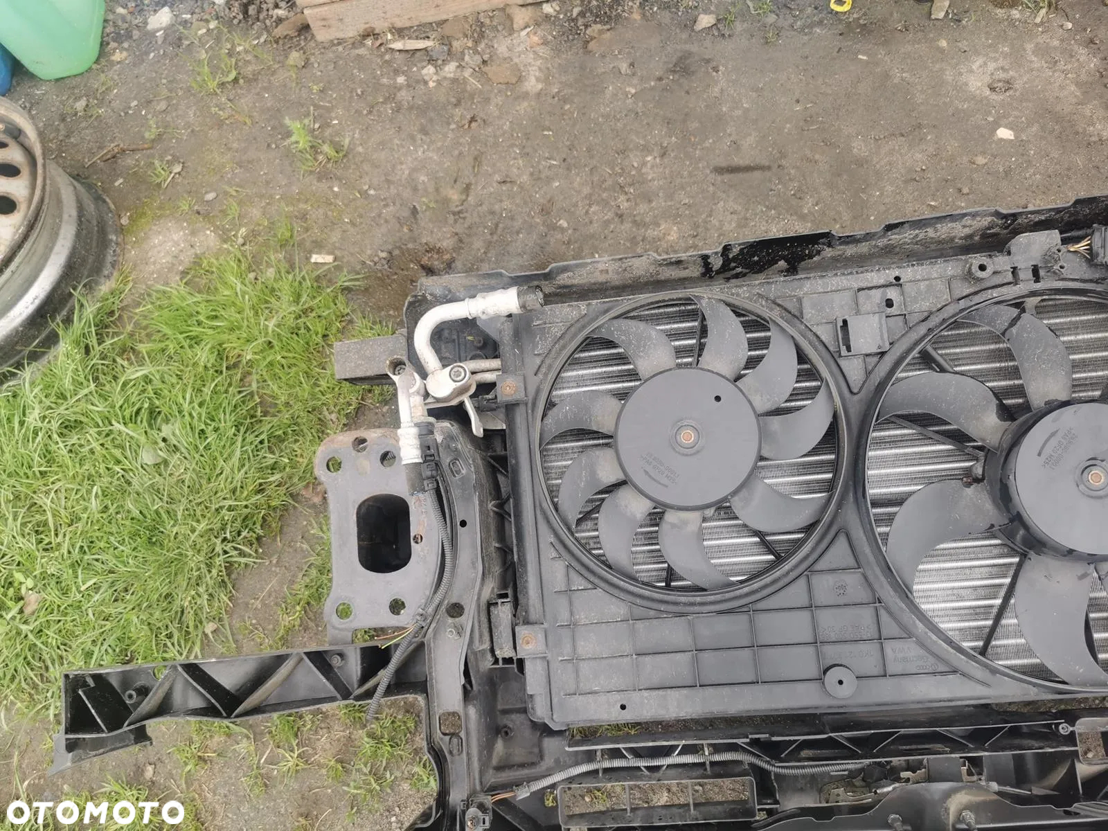 PAS PRZEDNI KOMPLETNY CHŁODNICE WIATRAKI VW GOLF V VI PLUS 1.4 1.6 2.0 FSi - 10