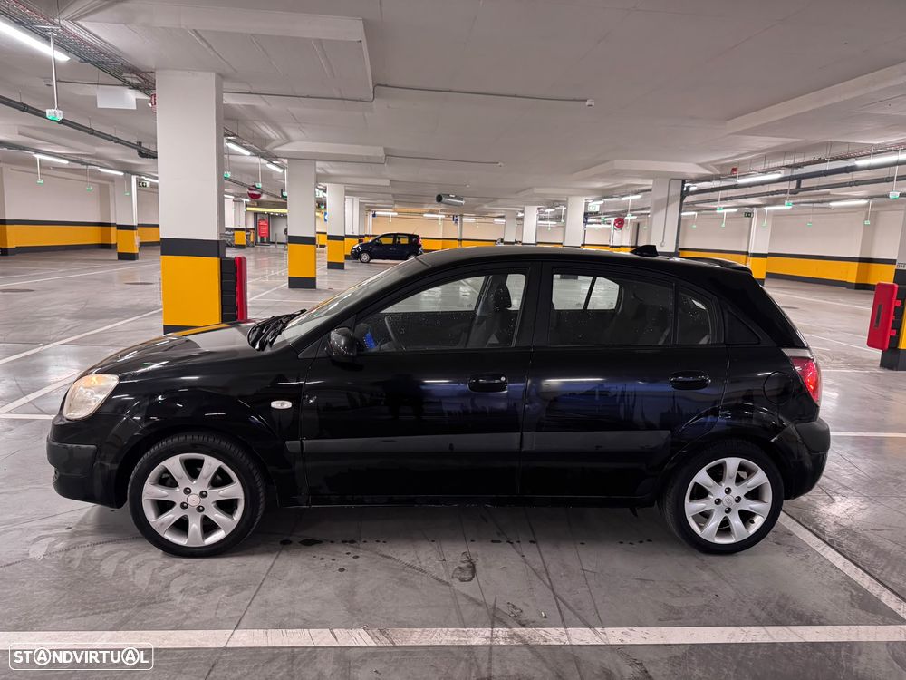 Kia Rio 1.5 CRDi EX Sport - 3