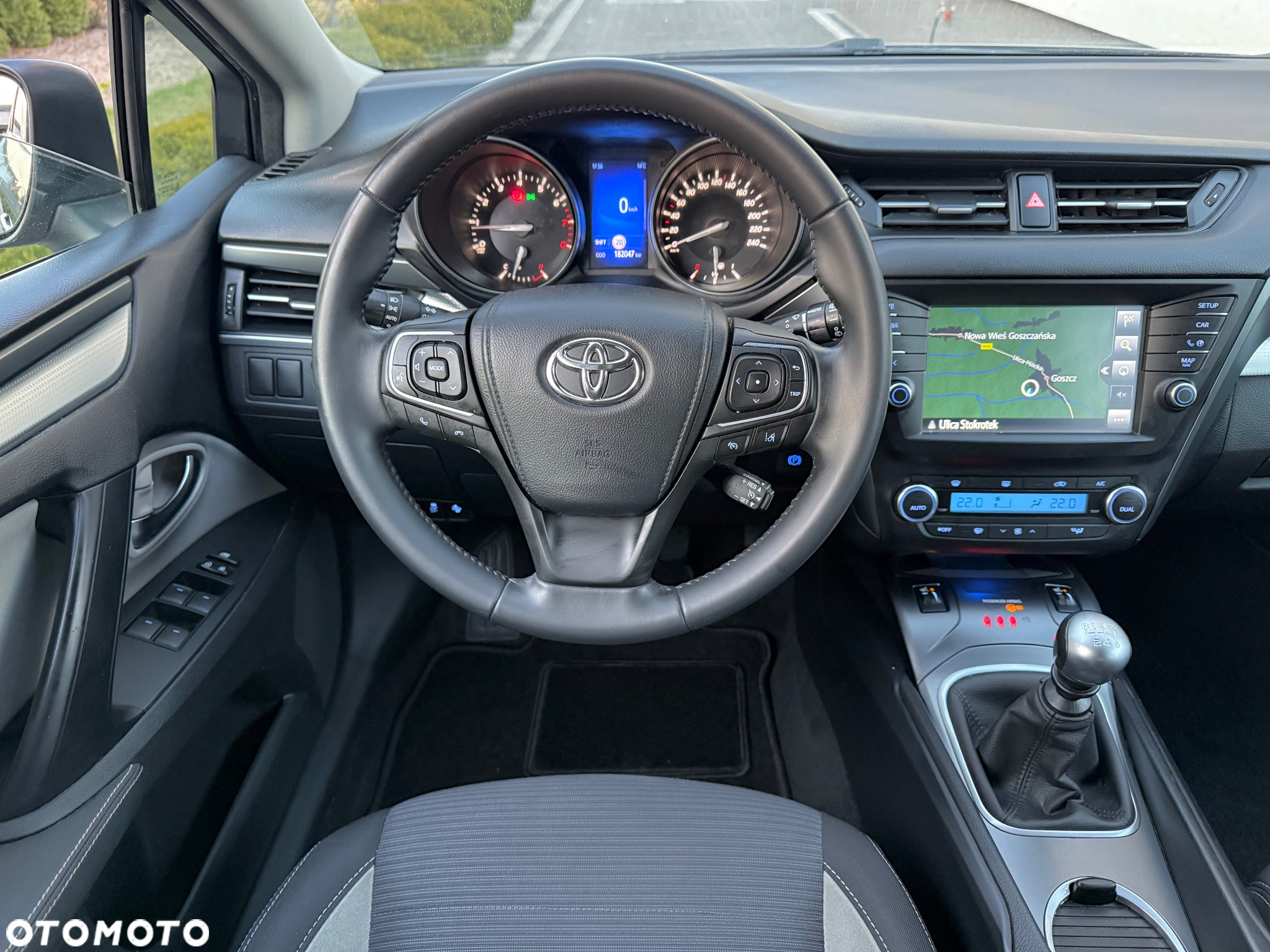 Toyota Avensis Touring Sports 1.8 Edition S+ - 15