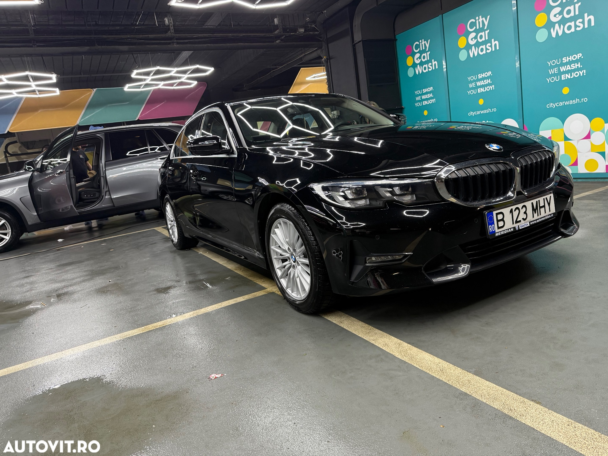 BMW Seria 3 318i Aut. Sport Line - 3